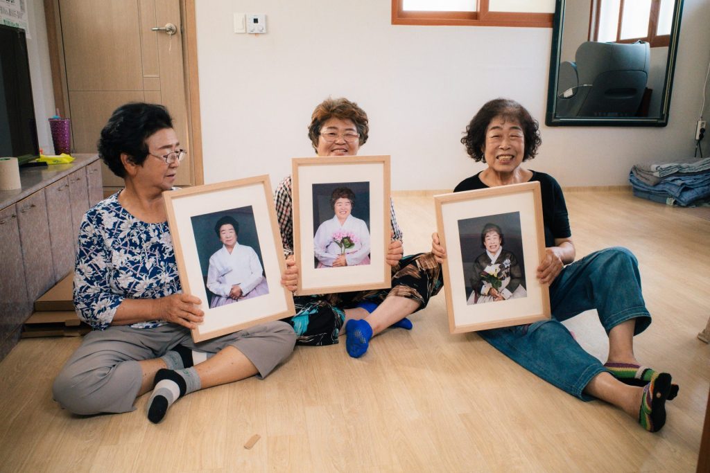 写真撮影で被災者支援ってどういうこと? 韓国の山火事被災地で出会った笑顔の理由 15 8efd95d53b8c15276cef1de294c265c3