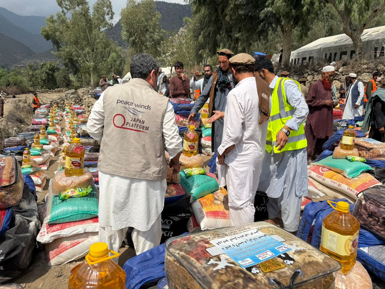 【アフガニスタン地震 緊急支援】被災者世帯に物資配付を実施しました 2 1b1bb295158ad686de82c77f90486c7e