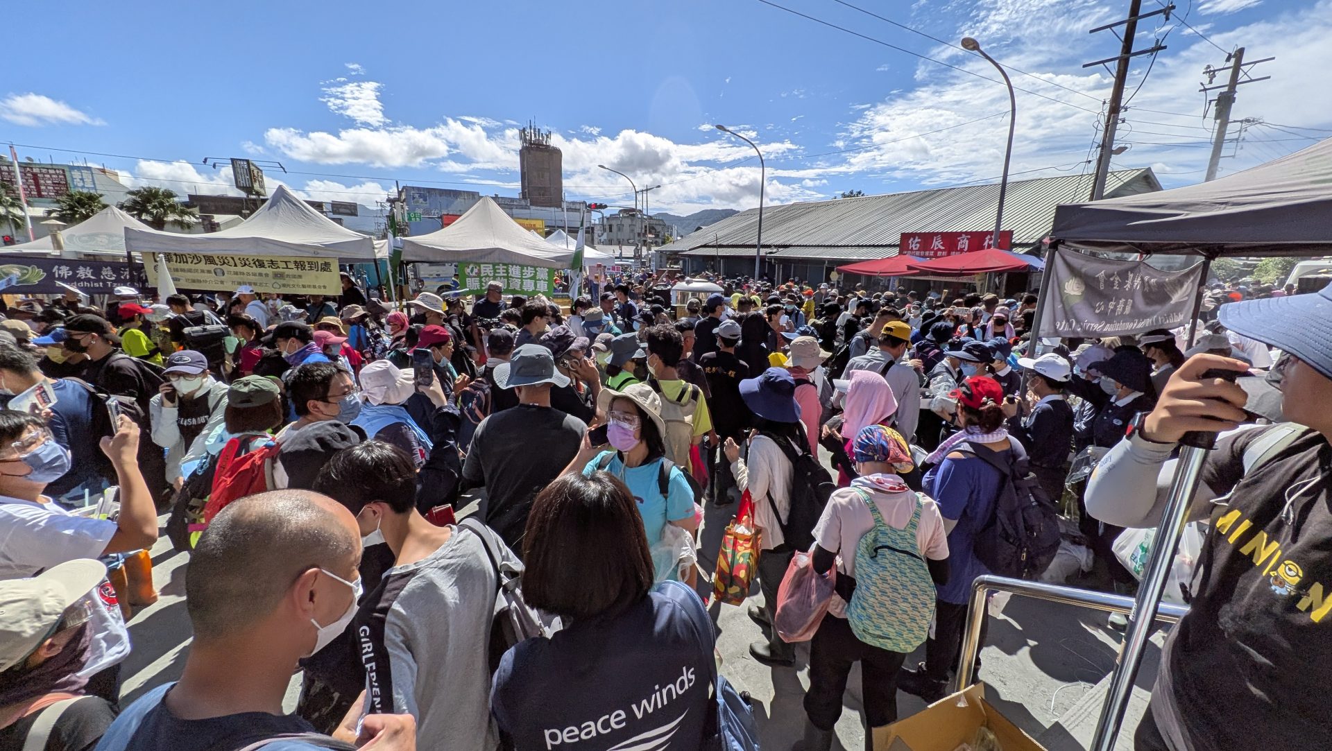 PXL 20251004 015149181