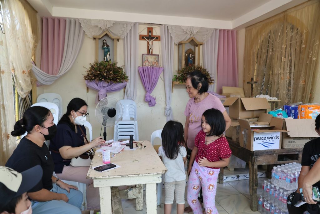 【フィリピン台風被害】流された家の跡地に暮らす人びと。多重災害に苦しむ被災者の心身を守るには 6 d95827b309ee889f2083f01858754eac