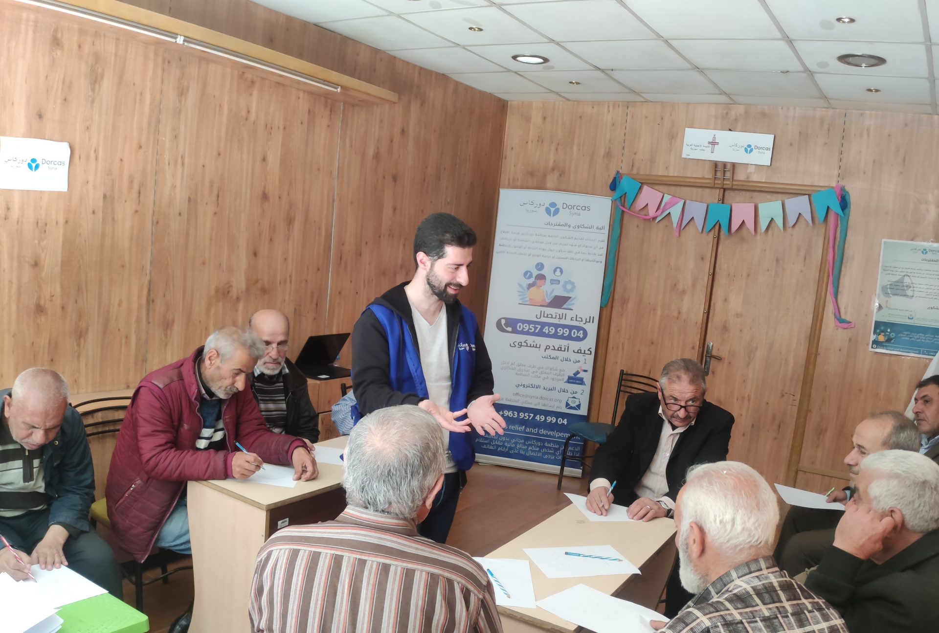 【シリア】シリアの高齢者に尊厳と笑顔を取り戻す心のケア 1 8f7b6ac6ba30b933ff064031e0cc2623