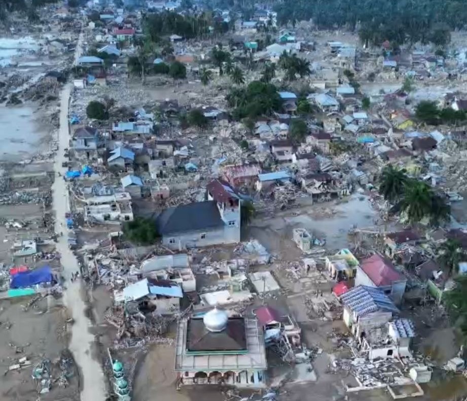 【インドネシア豪雨 緊急支援】今も残る孤立した被災地。再びの雨が迫る現場から 1 849d2d7d0d91152c3f9e33808c19d710