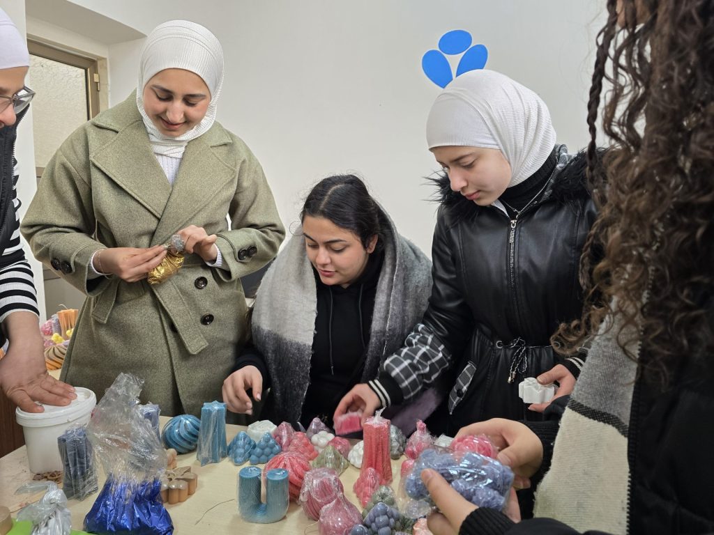 3a40463c7b91de8d65f14309b6b2e58a